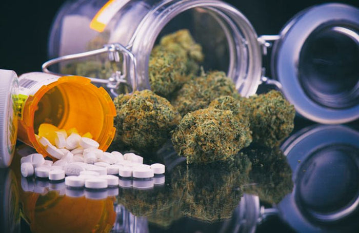 ¿Se pueden tomar al mismo tiempo CBD y paracetamol?